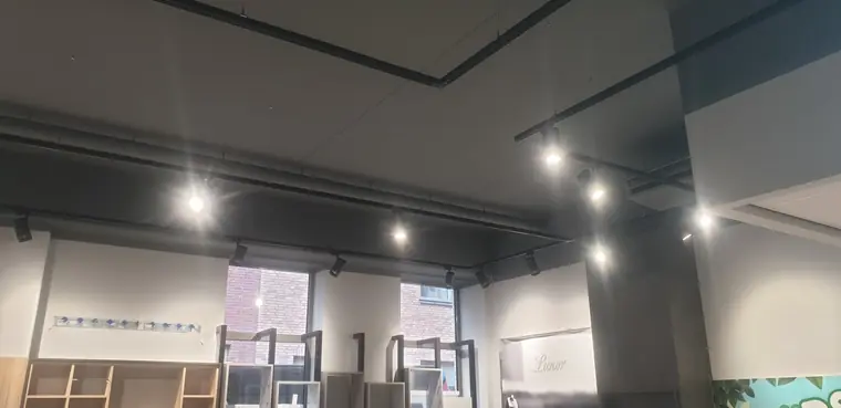 De nieuwe winkel van Kyckoord optiek in Berkel-Enschot, foto 1 van 14