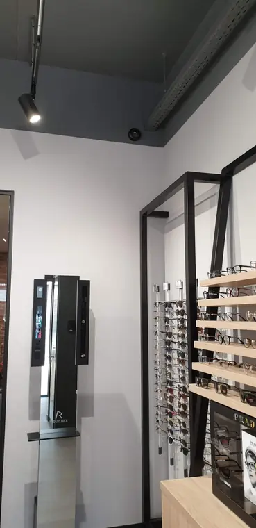 De nieuwe winkel van Kyckoord optiek in Berkel-Enschot, foto 5 van 14