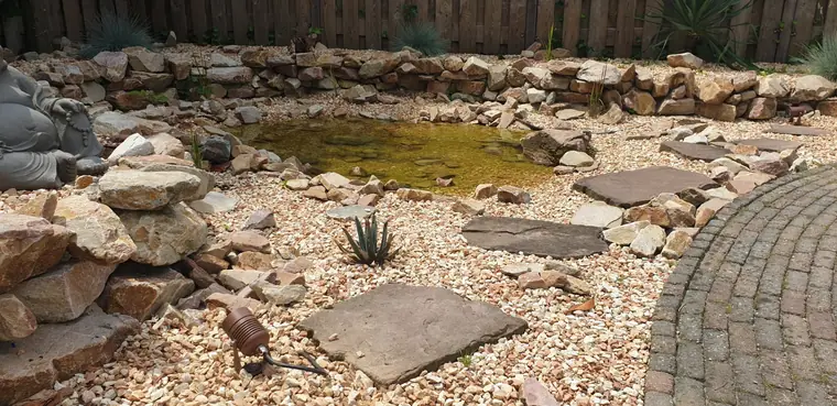 Verlichting in een mediterrane tuin, foto 1 van 4