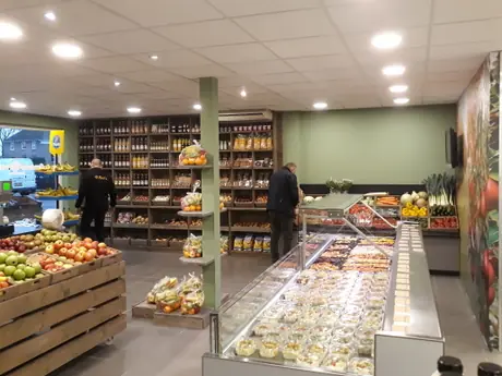 Verbouwing van Van de Loo Groente en Fruit in Helvoirt, foto 2 van 4